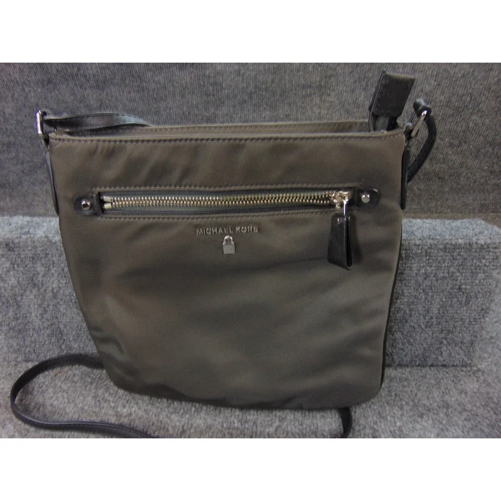 Michael Kors Crossbody Bag Men Olive‎ Green Solid 32F7S02C3C Techwear Gorpcore